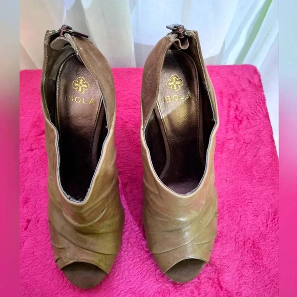 Isola, leather  peep toe stiletto high heel - Picture 2 of 5